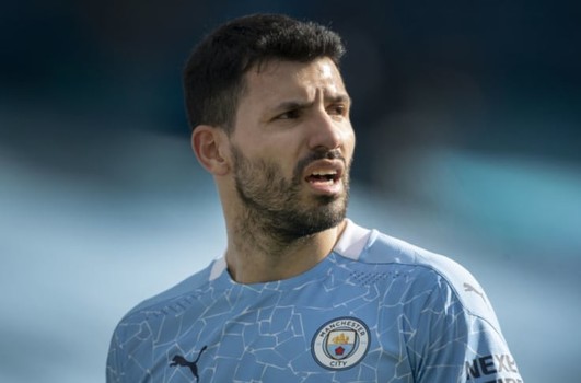 موجز الصباح: اغويرو يصل لبرشلونة، الخسارة الثانية للوس انجلوس لايكرز في السلسلة ومارك هنري ينضم لاتحاد AEW