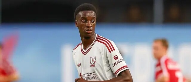 ليفربول يتمسك بتري نيوني