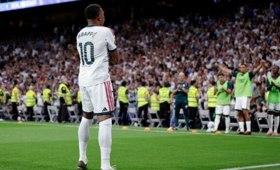 الليغا: ريال مدريد يكتسح ريال سوسييداد برباعية في البرنابيو