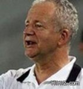 المدرب البلجيكي دافيدوفيتش قد يبقى داخل الاتحاد