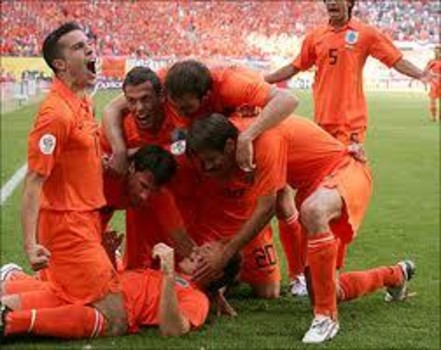 ايرلندا تواجه هولندا ودياً 