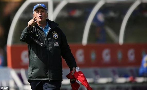 لويس فيليبي سكولاري يصبّ غضبه على المنتخب البرازيلي