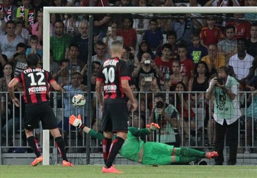 وديًّا-برشلونة يكتفي بالتعادل أمام مضيفه نيس