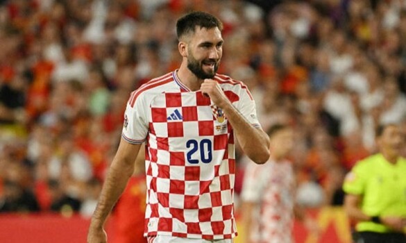 مان يونايتد وتوتنهام وإيفرتون يتنافسون على هداف دينامو زغرب
