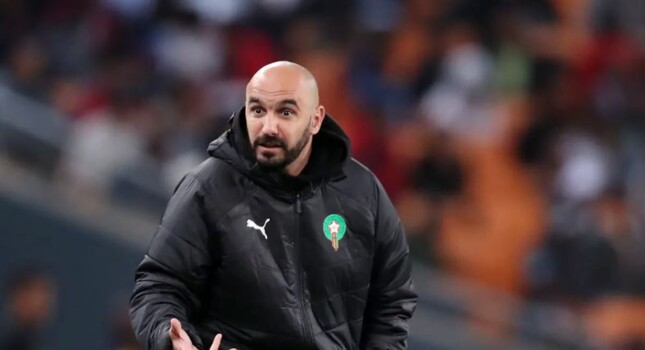 الركراكي يخوض تجربة جديدة في فرنسا بعيدا عن الملاعب