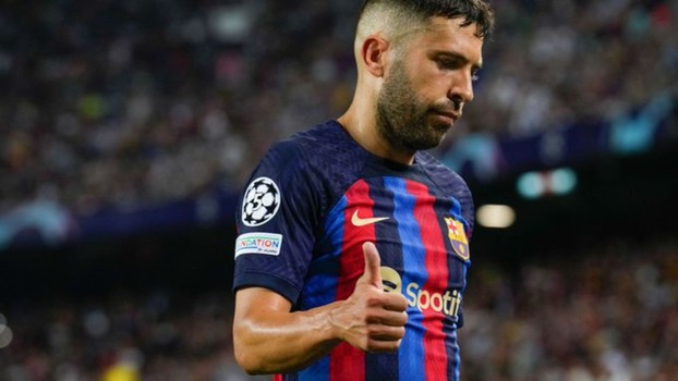 جوردي البا خارج برشلونة
