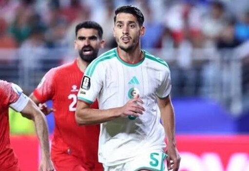 مدافع الجزائر بلعيد على أعتاب دوري روشن من بوابة التعاون