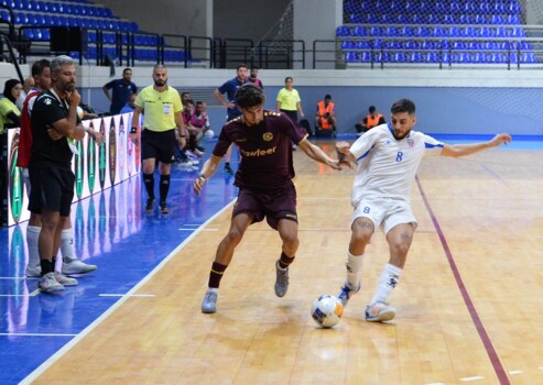 النجمة بطل الدوري اللبناني لكرة الصالات