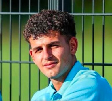 لاتسيو يقترب من ضم مدافع دينامو زغرب
