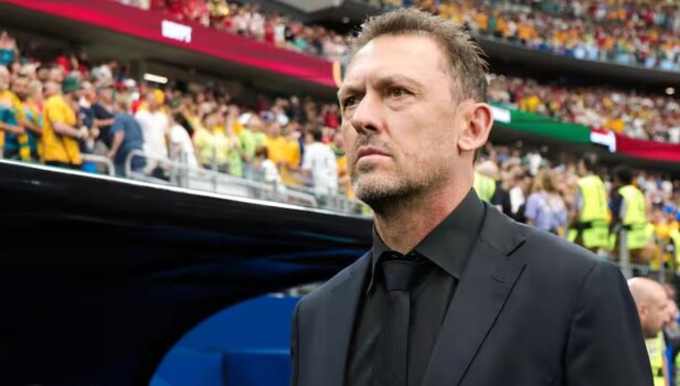الاتحاد الاسترالي يجدد ثقته ببوبوفيتش رغم الخروج من المونديال