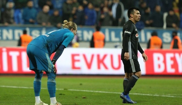 الدوري التركي : خسارة ثقيلة لبشكتاش وتعادل باشاك شهير