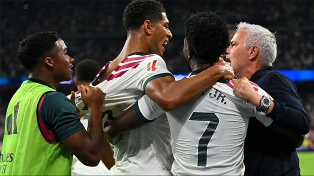 فينيسيوس يعتذر لجماهير ريال مدريد بعد طرده ويهاجم التحكيم