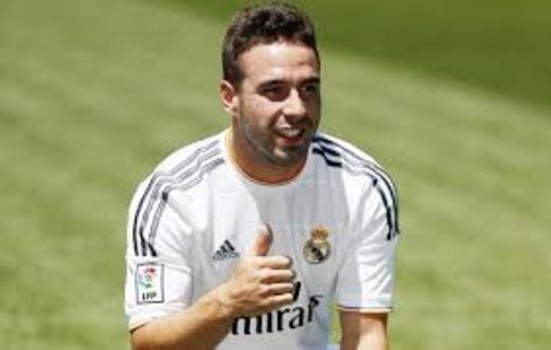 كارفخال يقترب من الخروج عن ريال مدريد