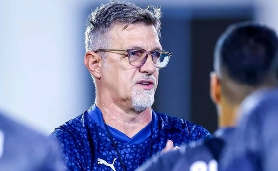 الاتحاد البحريني يُنهي عقد المدرب تالاييتش بالتراضي