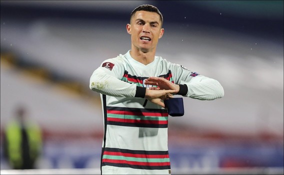 موجز الصباح: تعادل بلجيكا، سقوط أيرلندا، رونالدو يُحرم من هدف مُحقّق وحالة غريبة في تدريبات منتخب اسبانيا