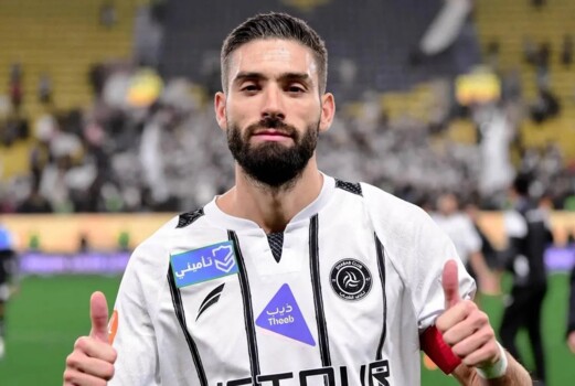 الشباب يجدد عقد كاراسكو حتى 2027