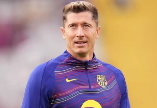 برشلونة يقترب من وداع ليفاندوفسكي نهائيًا