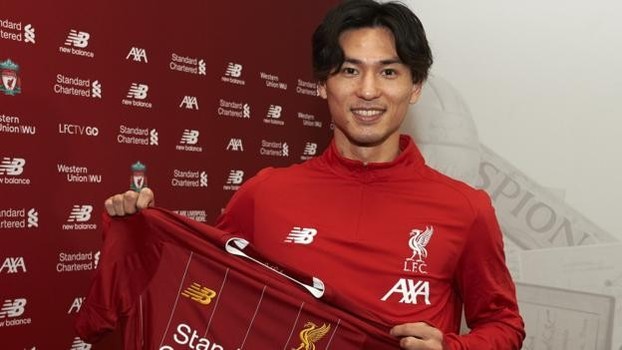  من هو تاكومي مينامينو نجم ليفربول الانكليزي الجديد؟ 