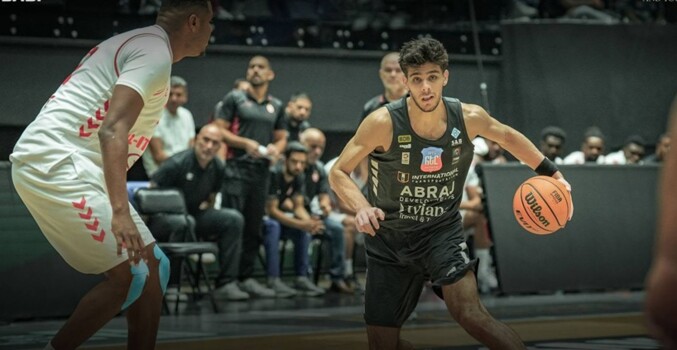 بطولة دمشق : الاتحاد الليبي يعبر الانترانيك الى النهائي لمواجهة الاتحاد السكندري