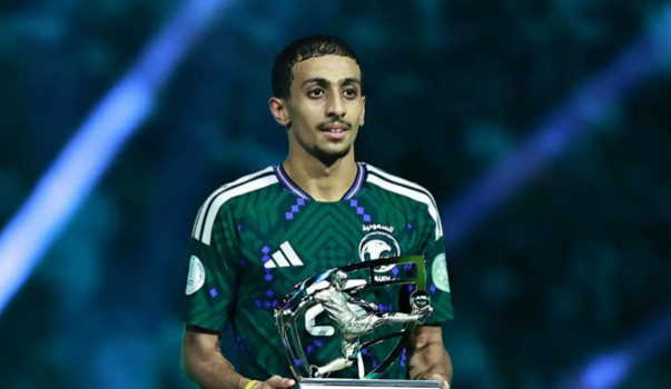 الهمامي: جائزة أفضل لاعب تحفزني لتقديم المزيد مع السعودية