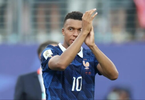 مبابي يغازل أفريقيا قبل الكرة الذهبية: جذوري لا تنفصل عن هويتي
