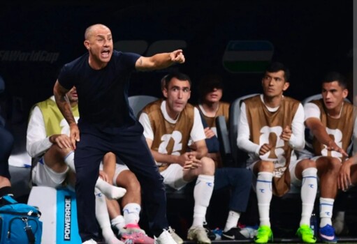 كانافارو يشيد بلاعبيه رغم الخروج من كأس العالم