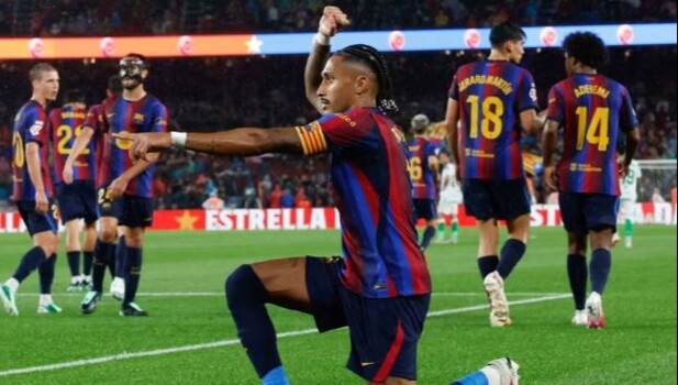 ملخص مجريات مباراة برشلونة وراسينغ سانتاندير