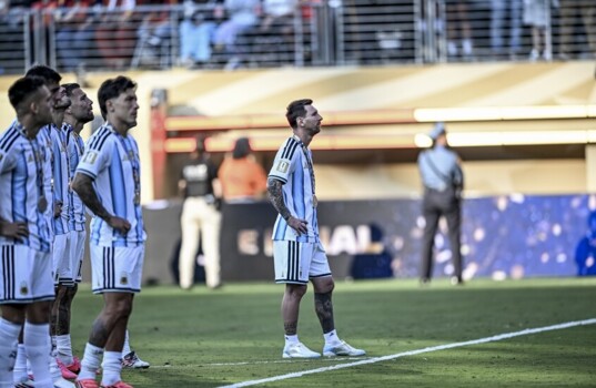 الأرجنتين تلمح لمؤامرة في مونديال 2026