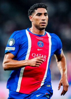 رسالة شديدة اللهجة من حكيمي الى مسؤولي الدوري الفرنسي
