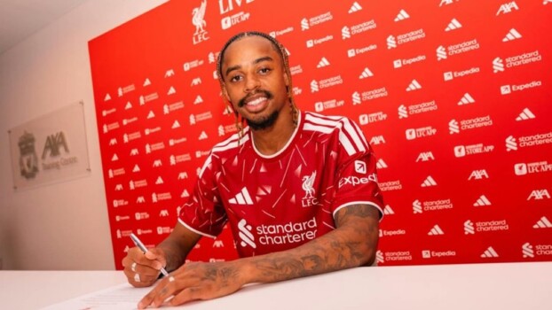 ليفربول يعلن رسميا ضمّه لبرادلي باركولا من باريس