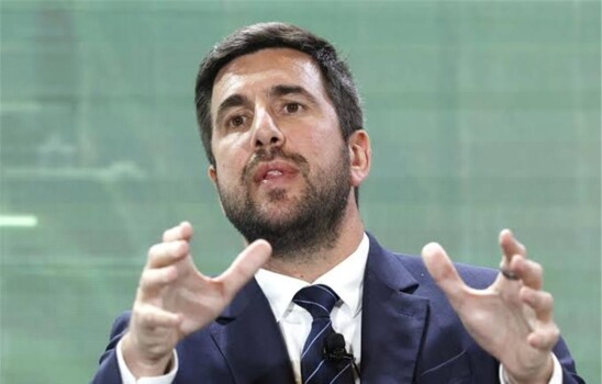 ريكيليمي يتقبل خسارة انتخابات ريال مدريد ويترك الباب مفتوحًا للترشح مجددًا