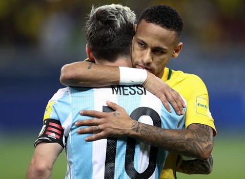 موجز المساء: قلق في منتخب ايطاليا، صداقة ميسي ونيمار على المحك، رونالدو يتجه للاستمرار مع اليوفي والرياضي يحسم المواجهة الثانية امام الشانفيل