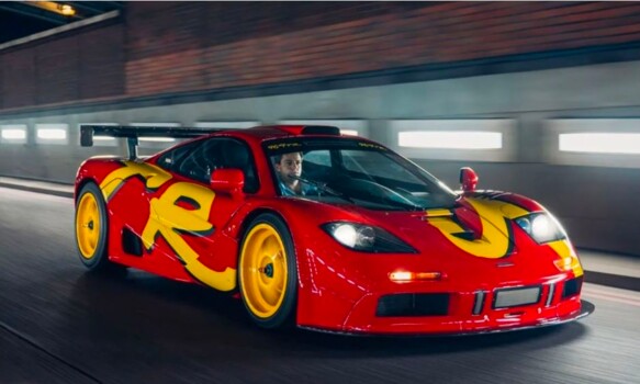 مكلارين اف 1 تحطم توقعات المزاد