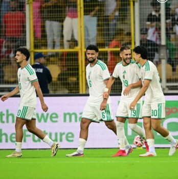 تصفيات امم افريقيا: الجزائر تتخطى زامبيا بثلاثية وفوز صعب لنيجيريا