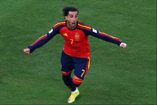 توريس يغيب عن تدريبات برشلونة و استمرار المفاوضات مع سان جيرمان