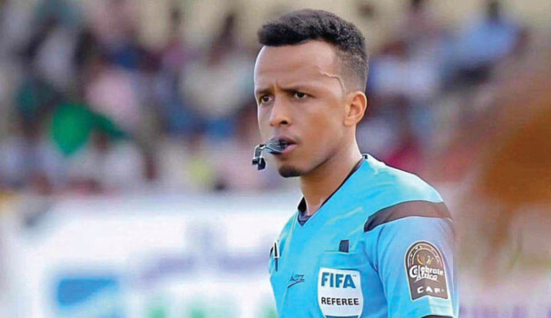 الحكم الصومالي أرتان يقود السوبر الأوروبي بعد غيابه عن المونديال