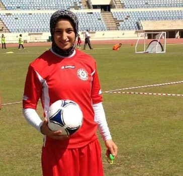 تغريد حمادة: سوء التحضير وقلة خبرة المدرب أديا لنتائج كارثية 