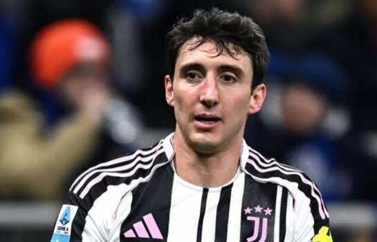 برشلونة يستعد لتقديم عرض لضم كامبياسو
