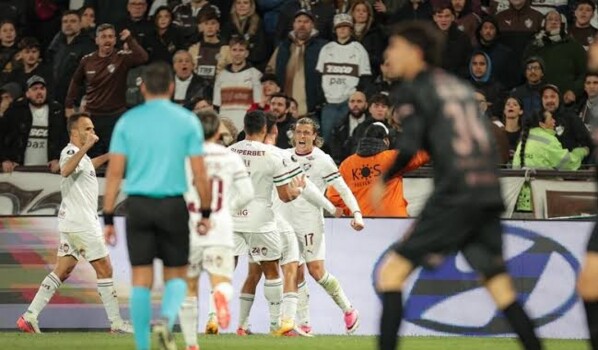 فلومينينسي أول المتأهلين إلى نصف نهائي كأس ليبرتادوريس