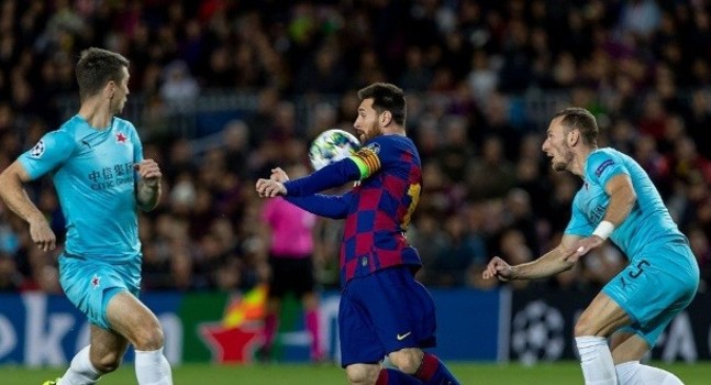 برشلونة يواصل نتائجه المخيبة بتعادل مرير امام سلافيا براغ وفوز لايبزيغ على زينيت