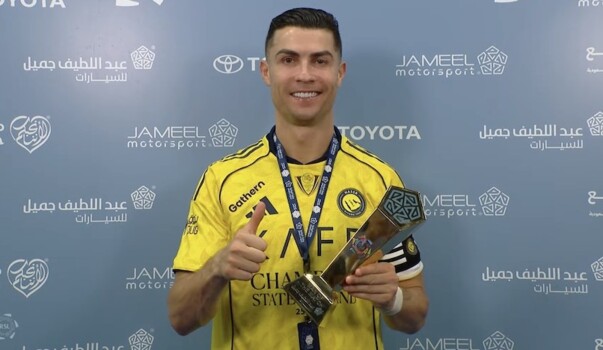بكلمة واحدة.. رونالدو يتفاعل مع تتويج النصر بلقب روشن