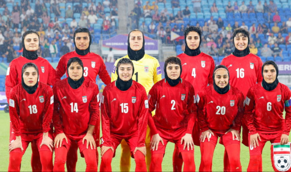 لاعبَتا منتخب إيران للسيدات تخرجان عن صمتهما