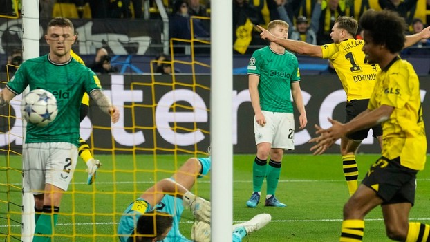 أحداث لقاء دورتموند ونيوكاسل يونايتد