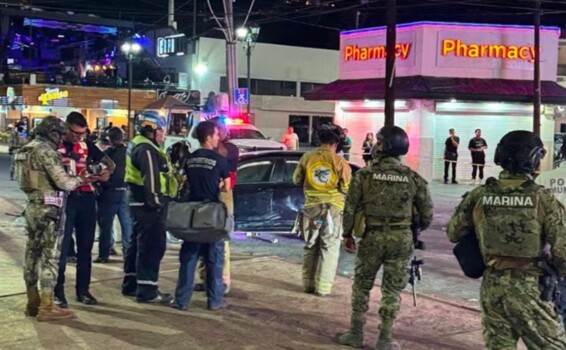 إصابة 17 شخصًا بعد دهس مشجعين خلال احتفالات المكسيك