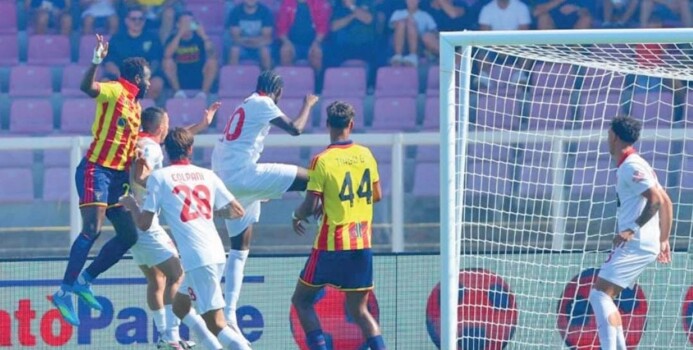 الدوري الايطالي: ليتشي يلحق الهزيمة بمونزا