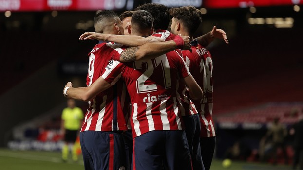 موجز الصباح: أتلتيكو مدريد يقترب من اللقب، سباعية لميلان، ارسنال يُسقِط تشيلسي وتشافي يجدد عقده مع السد