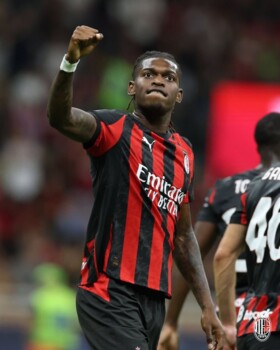 لياو بين غلطة سراي واستون فيلا