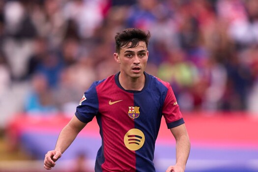 بيدري يتطلع لأداء مثالي في الكلاسيكو ويستذكر موسم برشلونة الماضي
