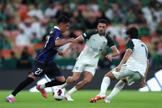 الأهلي السعودي يهزم أوكلاند سيتي بهدف نظيف في كأس القارات للأندية