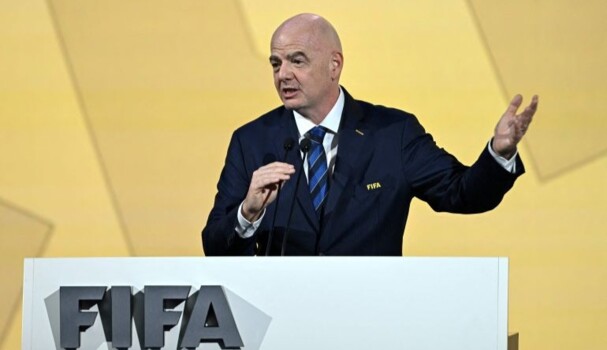تكتلات إفريقيا وآسيا تؤمن استمرار انفانتينو